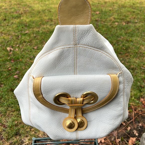 Isabella Fiore LeatherShoulder Bag - Picture 6 of 17